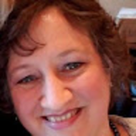 Meet your Posher, Sue - Picture 1 of 1